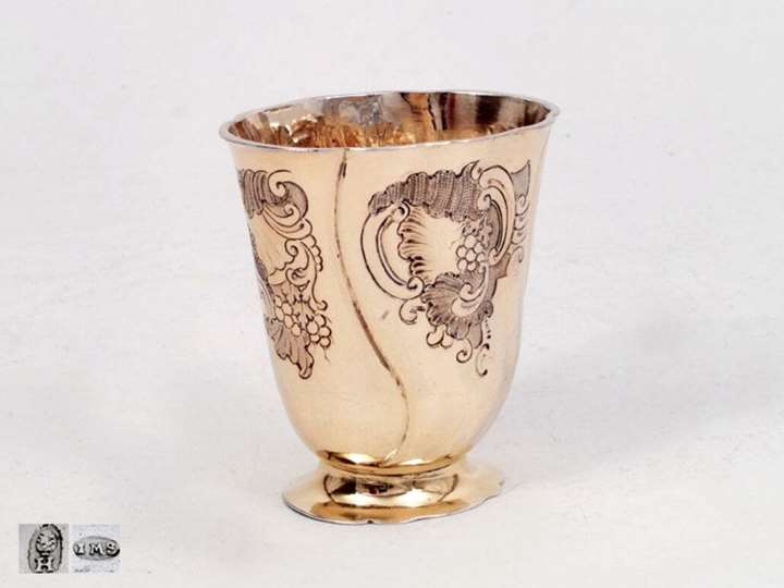 Lovely Antique Silver-Gilt Augsburg Rococo-Beaker with Grapevine Motif